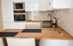 Apartments przy metro Kondratowicza